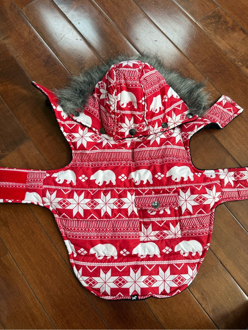 Hotel Doggy Red Polar Bear Fair Isle Hooded Dog Jacket, size Medium